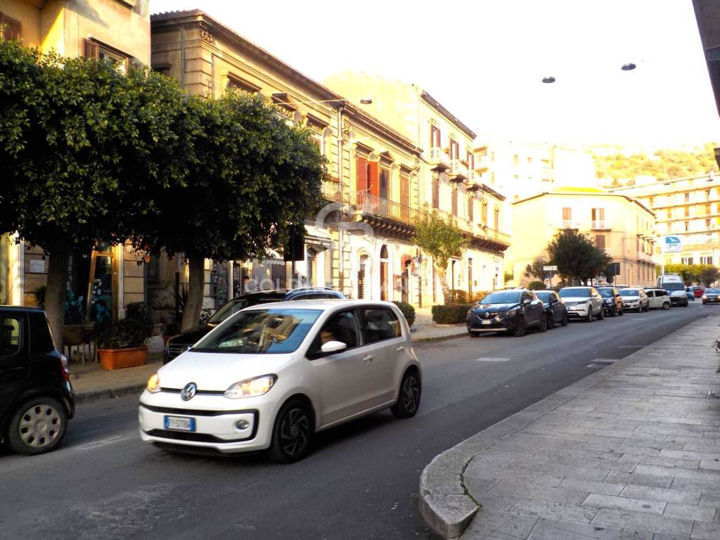 Box / garage a Modica in Viale Medaglie D'Oro, 16 - Foto 4