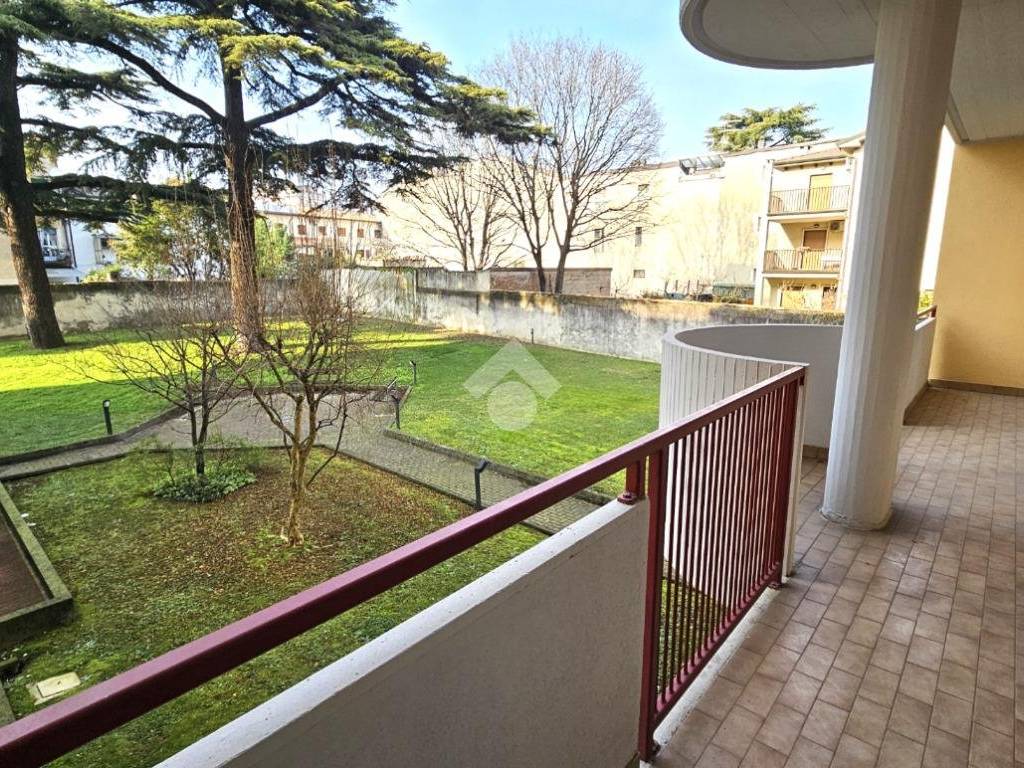 Appartamento a Verona in Via toffaletti, 4 - Foto 2