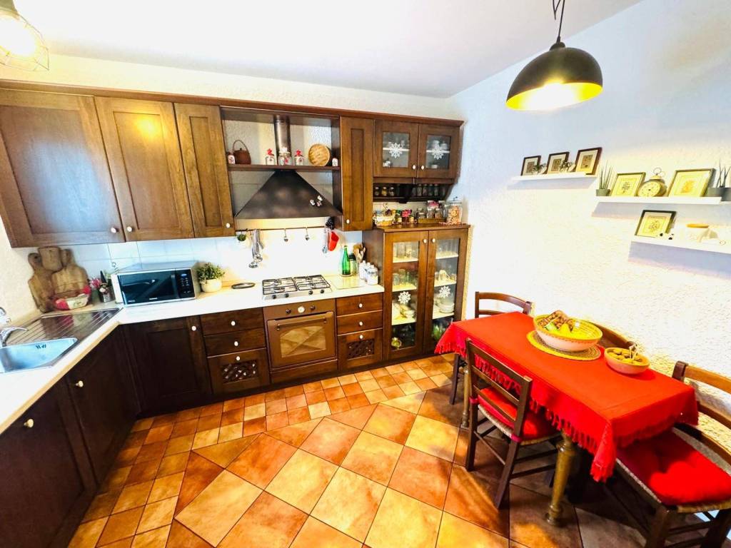 Villetta a schiera a Capriva del friuli in VIA BATTISTI - Foto 4