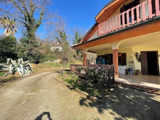 Villa a Cervaro in Via Fionda, 17 - Foto 3