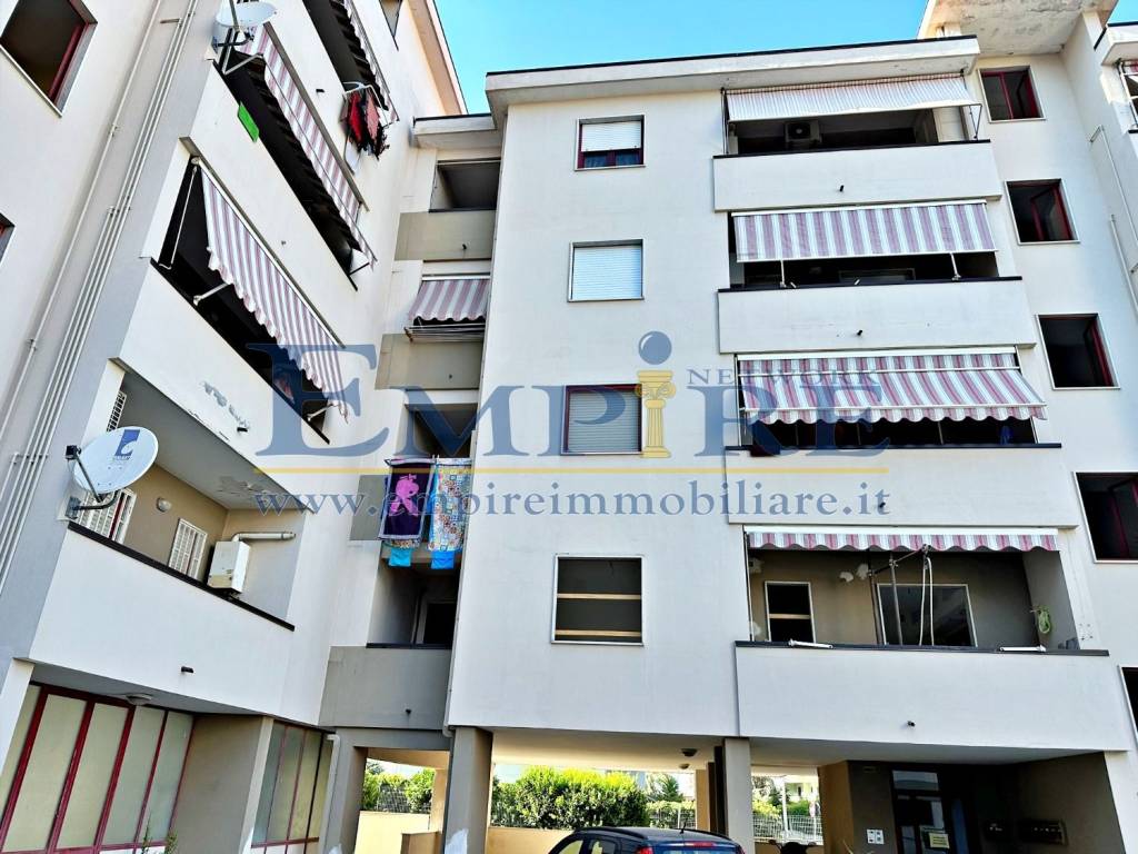 Appartamento a Aversa in Via Andreozzi Paolo, 1 - Foto 2
