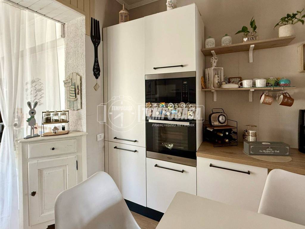 Appartamento a Verbania in Via Achille Albasini 3 - Foto 2