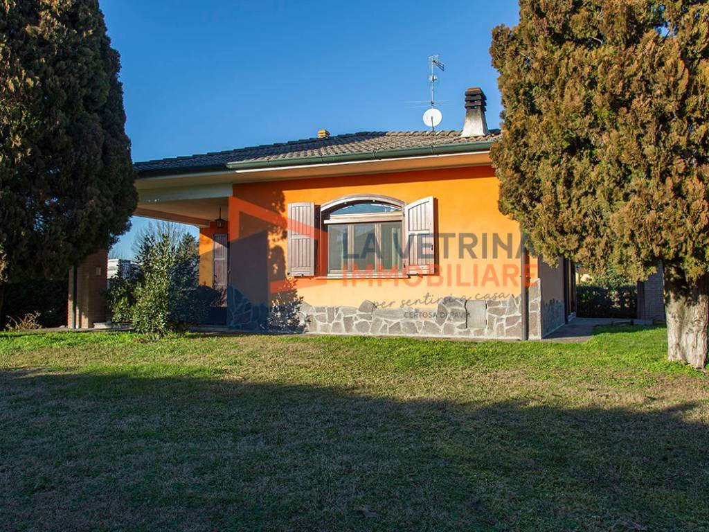Villa a Albuzzano in Via Alessandrina, 114 - Foto 3