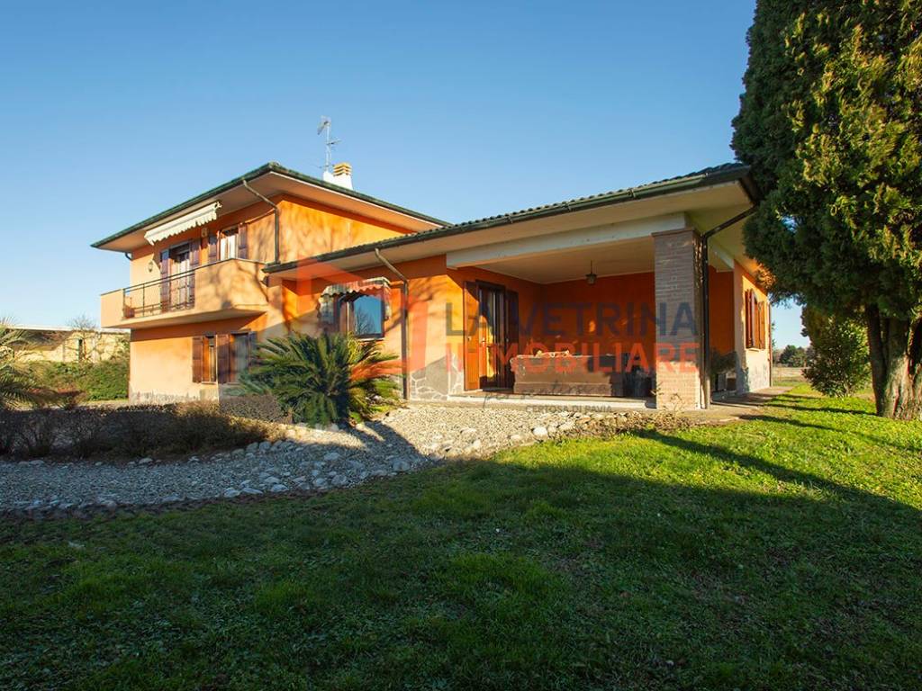Villa a Albuzzano in Via Alessandrina, 114 - Foto 4