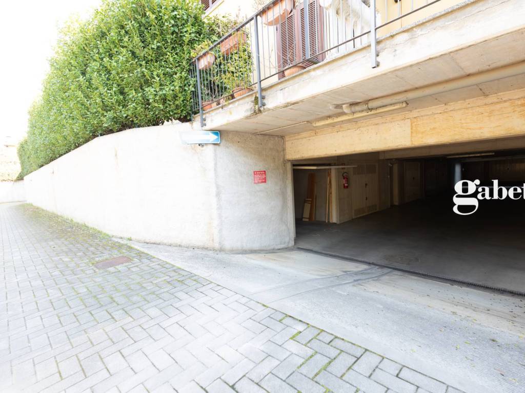 Box / garage a Robbiate in Ugo Foscolo, 7 - Foto 5