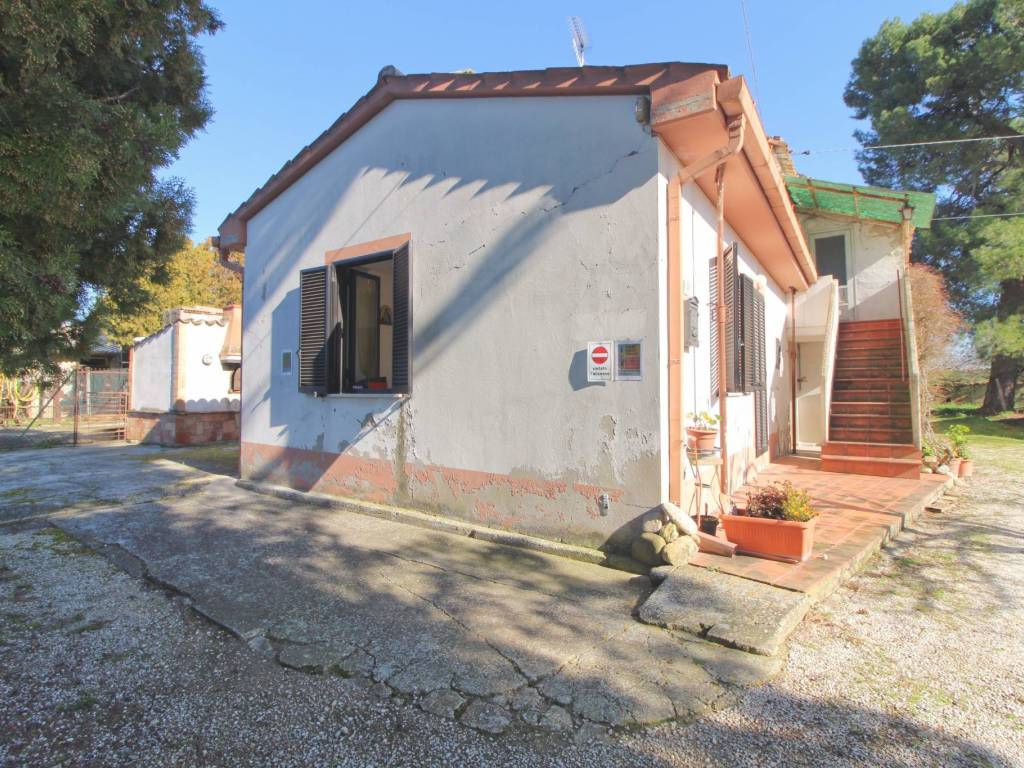 Casa indipendente a Mosciano sant'angelo in Contrada S. Maria Dell'Arco, 38 - Foto 4
