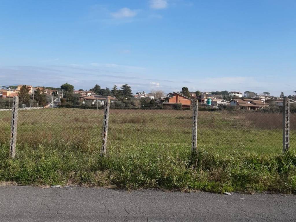 Terreno a Frascati in Via della Cavona, 54 - Foto 3