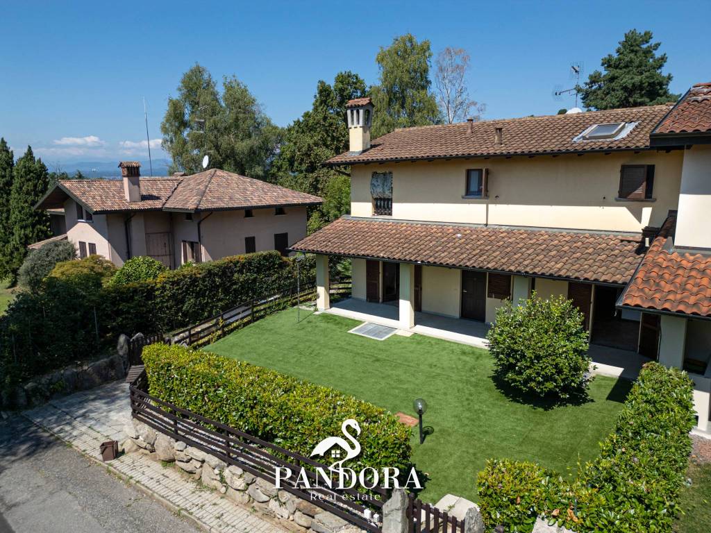 Villa a Sesto calende in via Cocquo, 34 - Foto 2