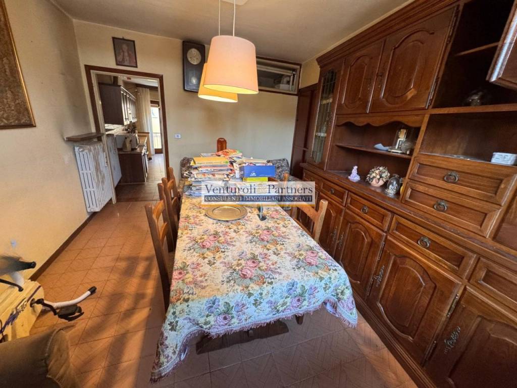 Appartamento a Desenzano del garda in Via Giuseppe Di Vittorio - Foto 4