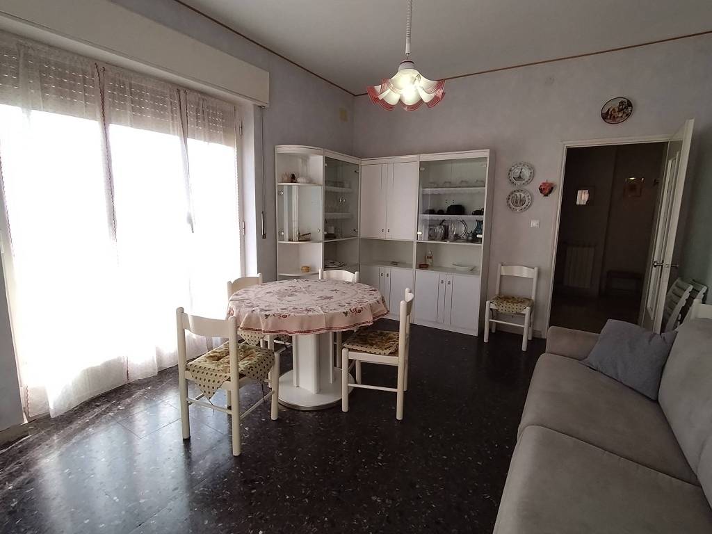 Appartamento a Spotorno - Foto 2