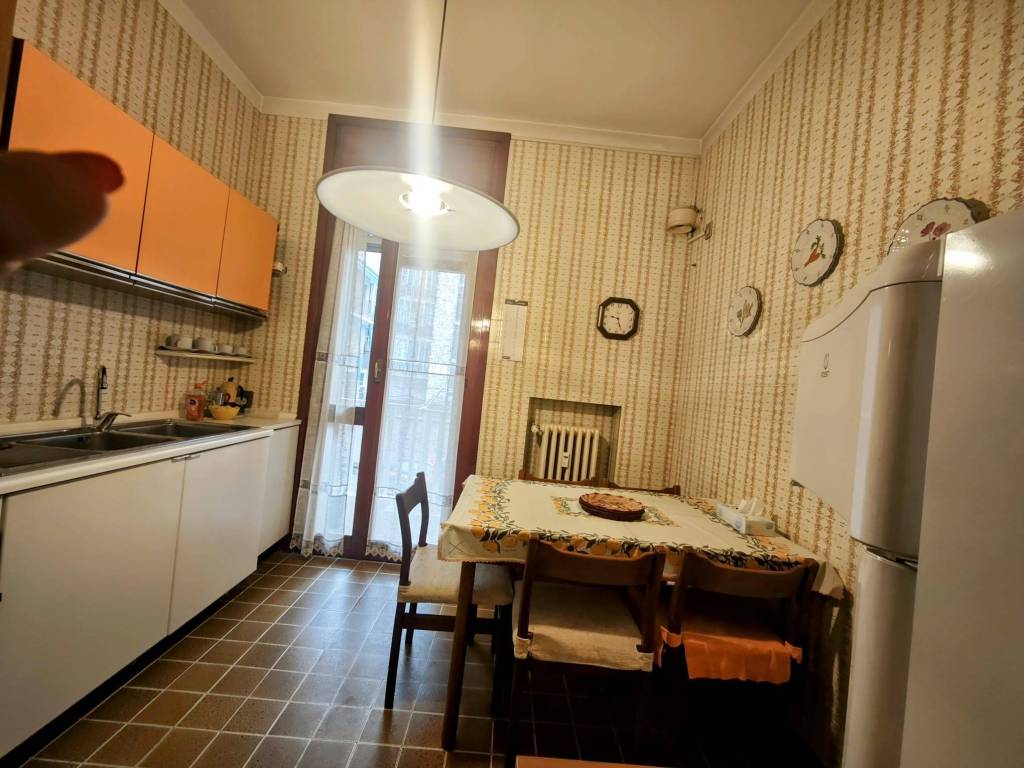 Appartamento a Asti in Via Guido Gozzano - Foto 4