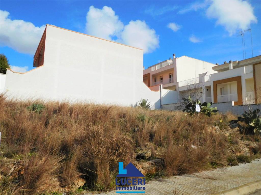 Terreno a Parabita in Via San Tommaso d'Aquino - Foto 2