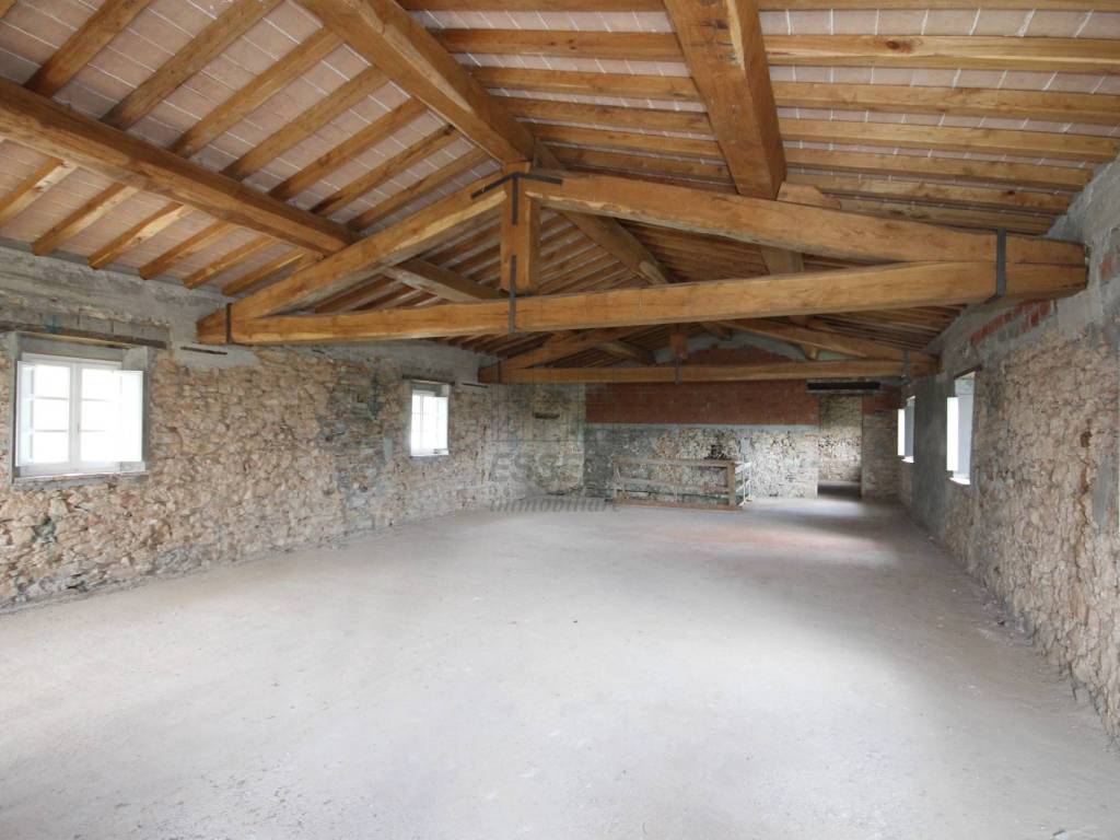Rustico / casale a Lucca in Via del Cimitero di Vicopelago - Foto 4