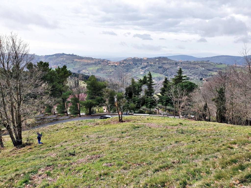 Terreno a Perugia in Via del Barcone - Foto 2