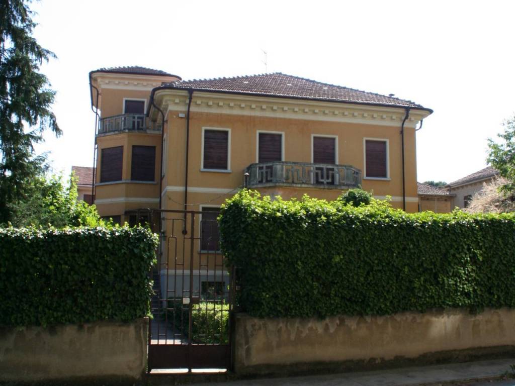 Villa a Canelli in Via Cassinasco, 47 - Foto 2