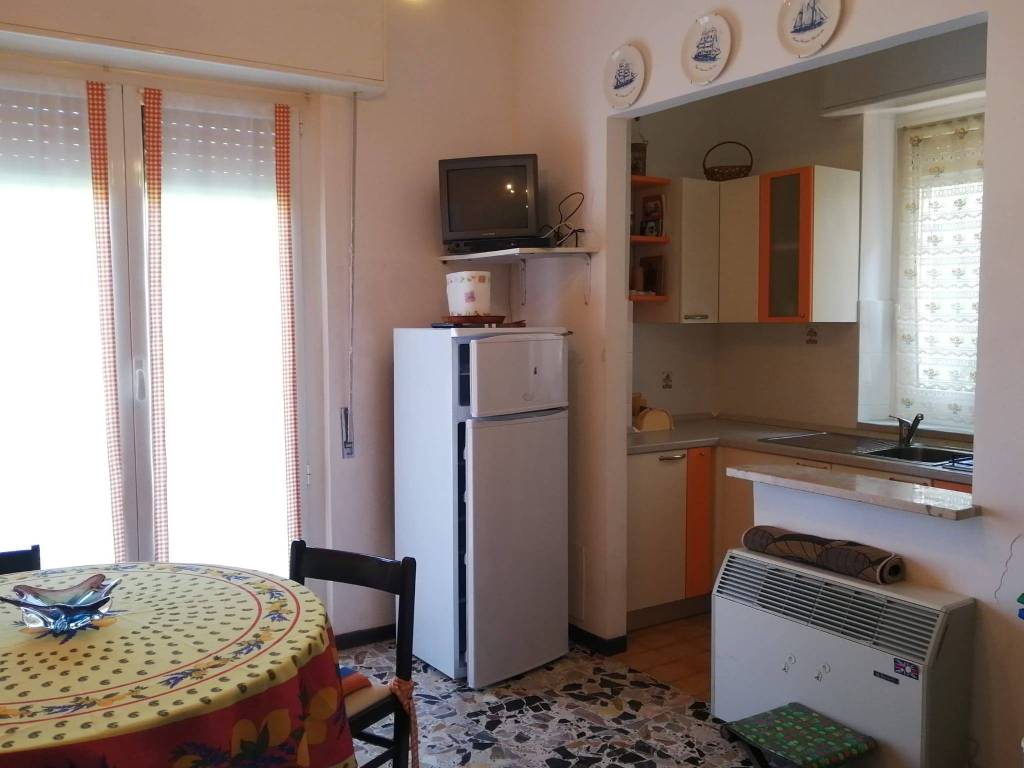 Appartamento a Spotorno in Via Laiolo - Foto 3
