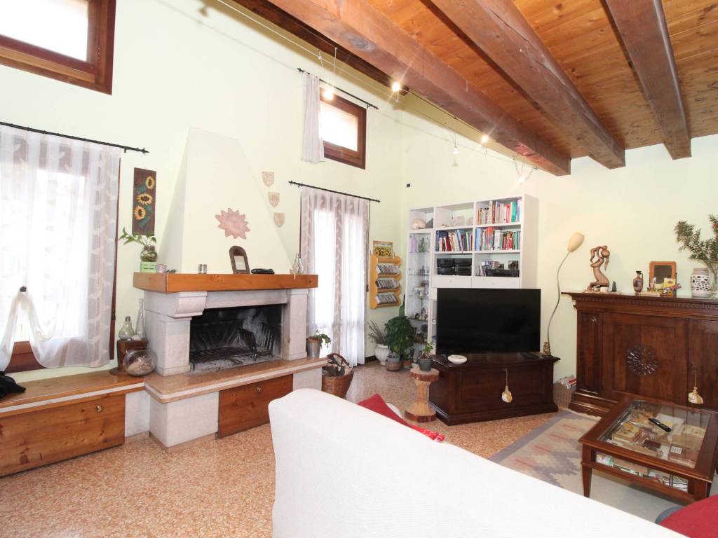 Appartamento a Vicenza in Corso dei Santi Felice e Fortunato, 33 - Foto 2