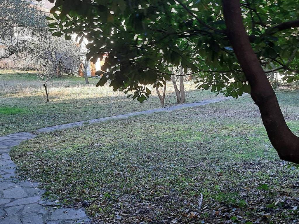 Terreno a Valmadrera in Viale Promessi Sposi - Foto 3