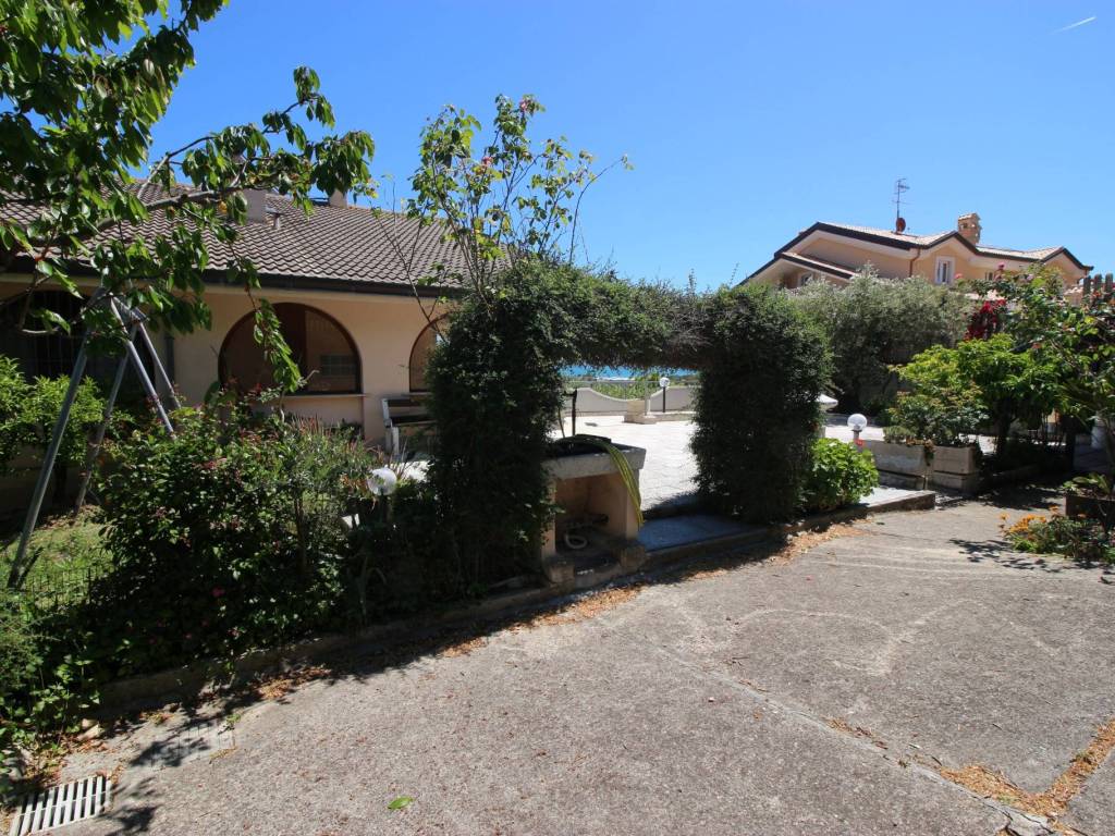 Villa a Tortoreto in Via Panoramica, 31 - Foto 3