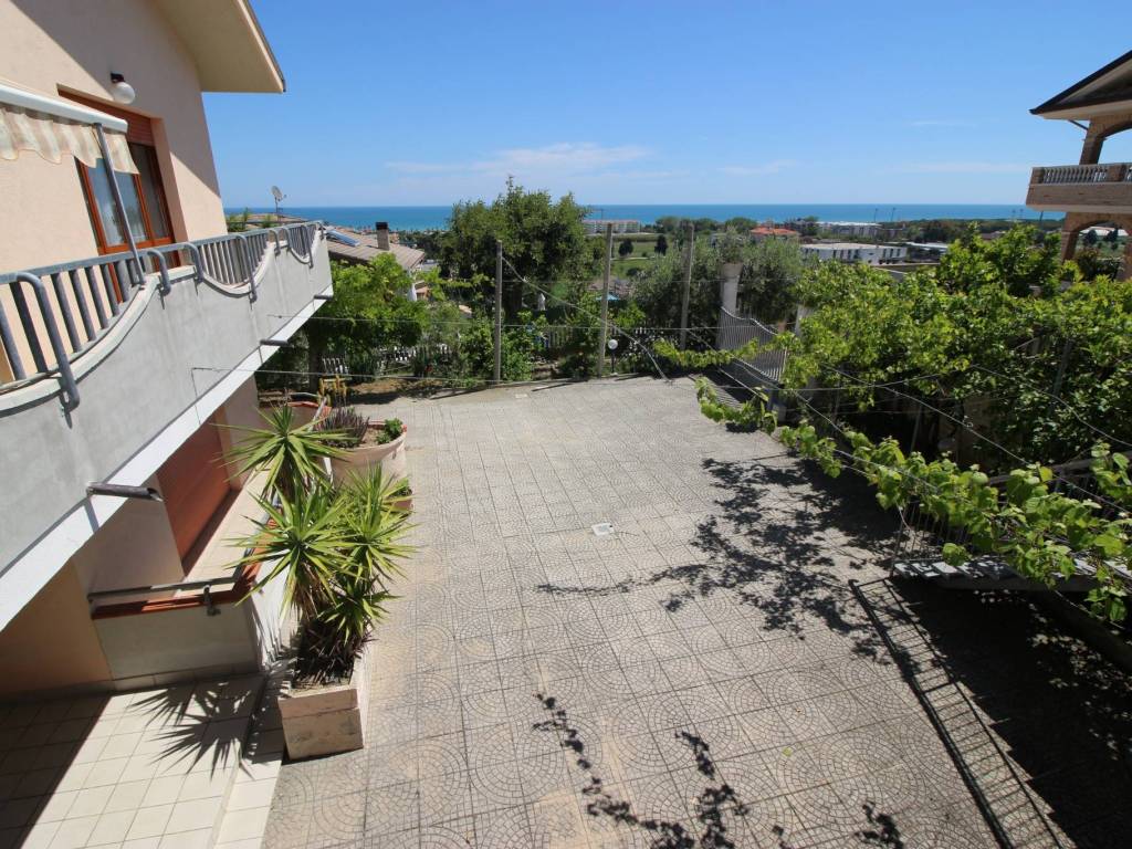 Villa a Tortoreto in Via Panoramica, 31 - Foto 4