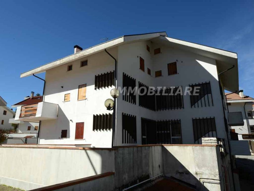Appartamento a Ovindoli in Via del Ceraso - Foto 4