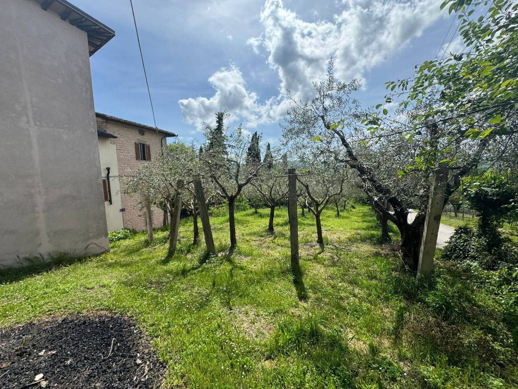 Villetta a schiera a Nocera umbra in Vocabolo Colsantangelo - Foto 3
