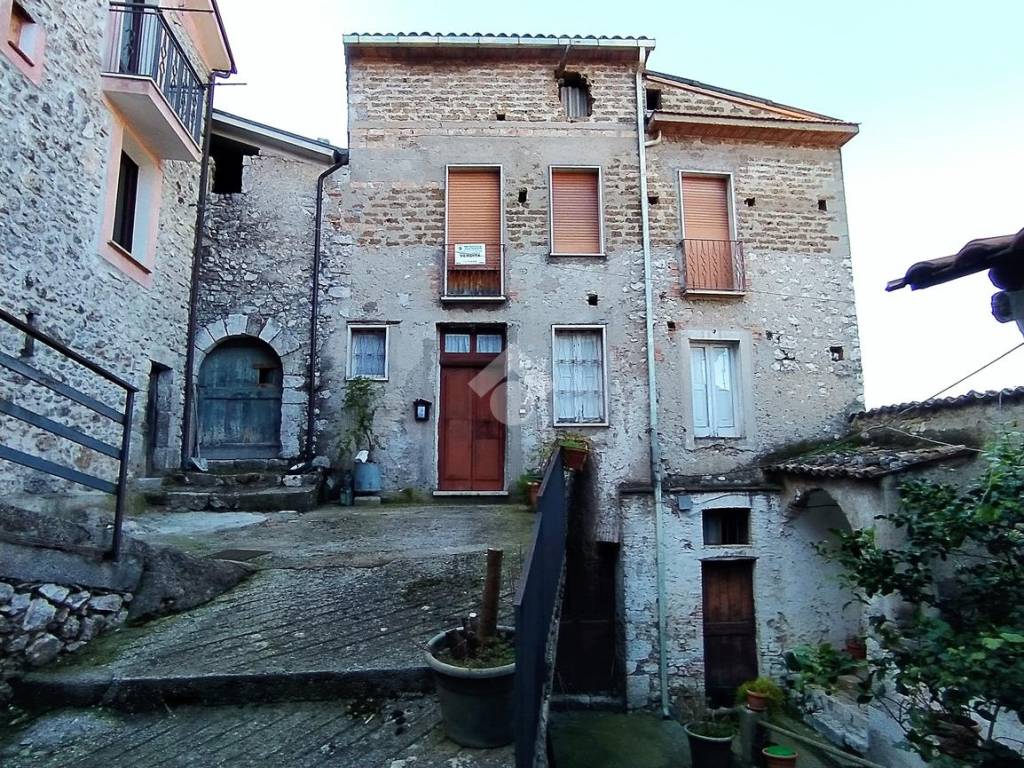 Casa indipendente a Esperia in Via dell'Unione, 7 - Foto 2