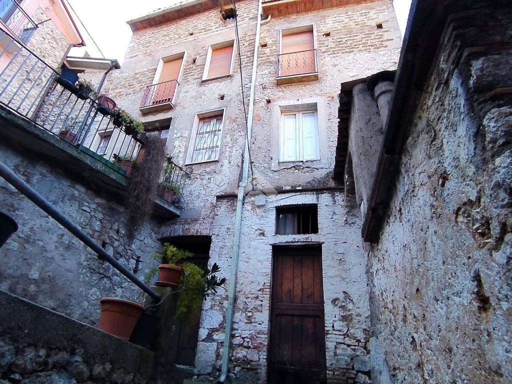 Casa indipendente a Esperia in Via dell'Unione, 7 - Foto 3