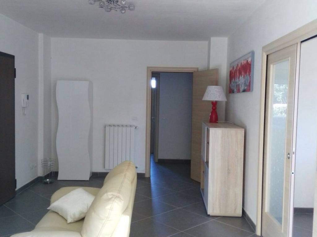 Appartamento a Brindisi in Via Benedetto Brin - Foto 4