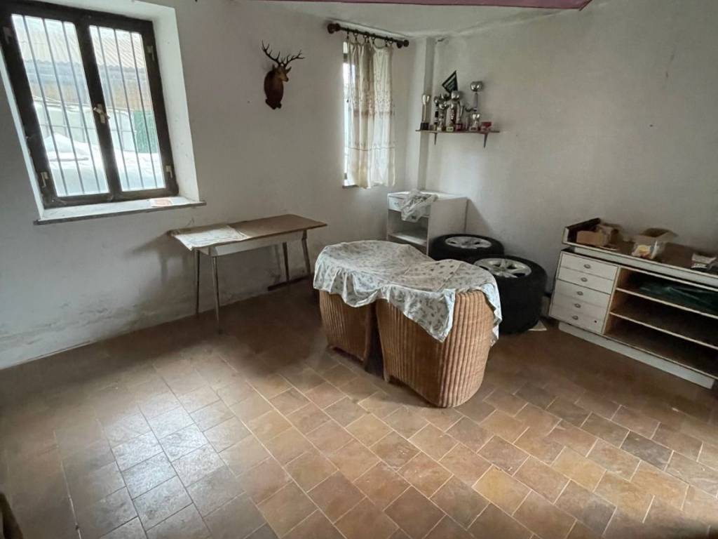 Rustico / casale a Castelletto sopra ticino in Via Beati - Foto 3