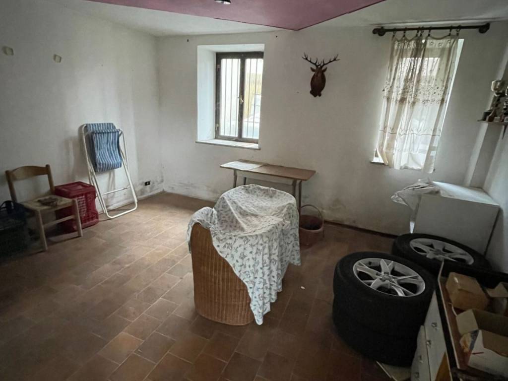 Rustico / casale a Castelletto sopra ticino in Via Beati - Foto 4