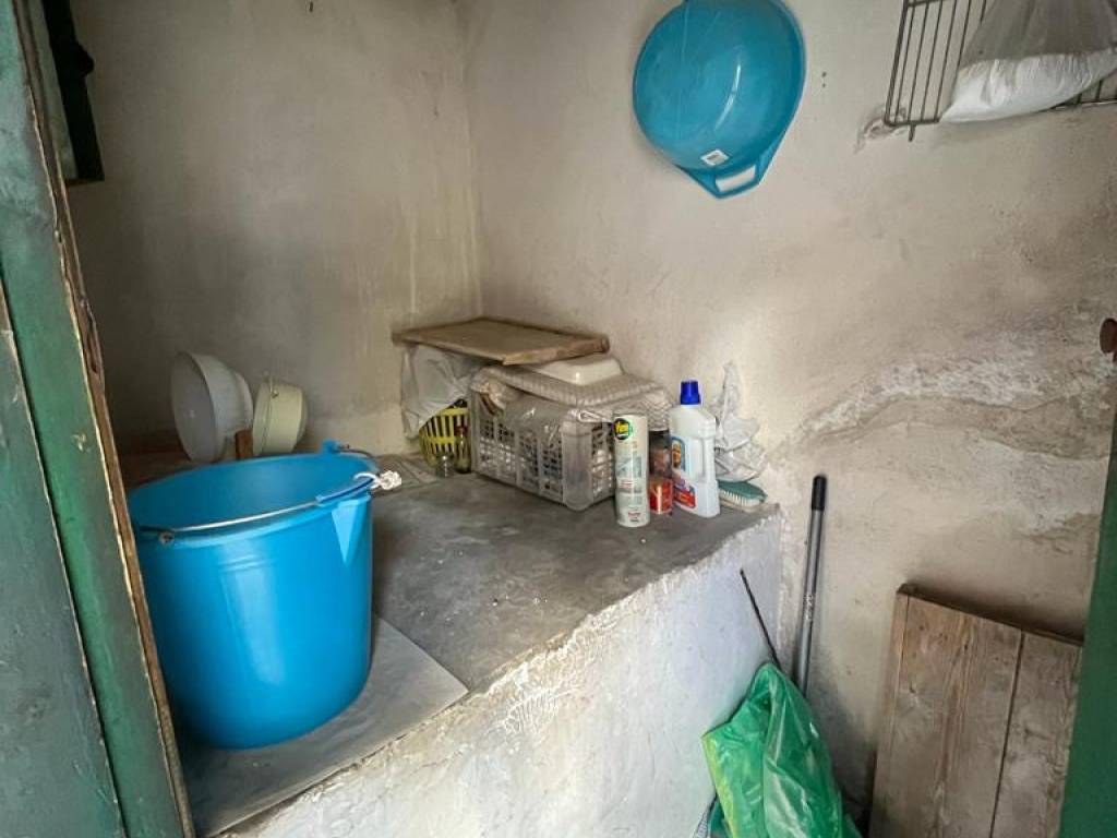 Palazzo / stabile a Bagheria in Via Città di Palermo - Foto 4