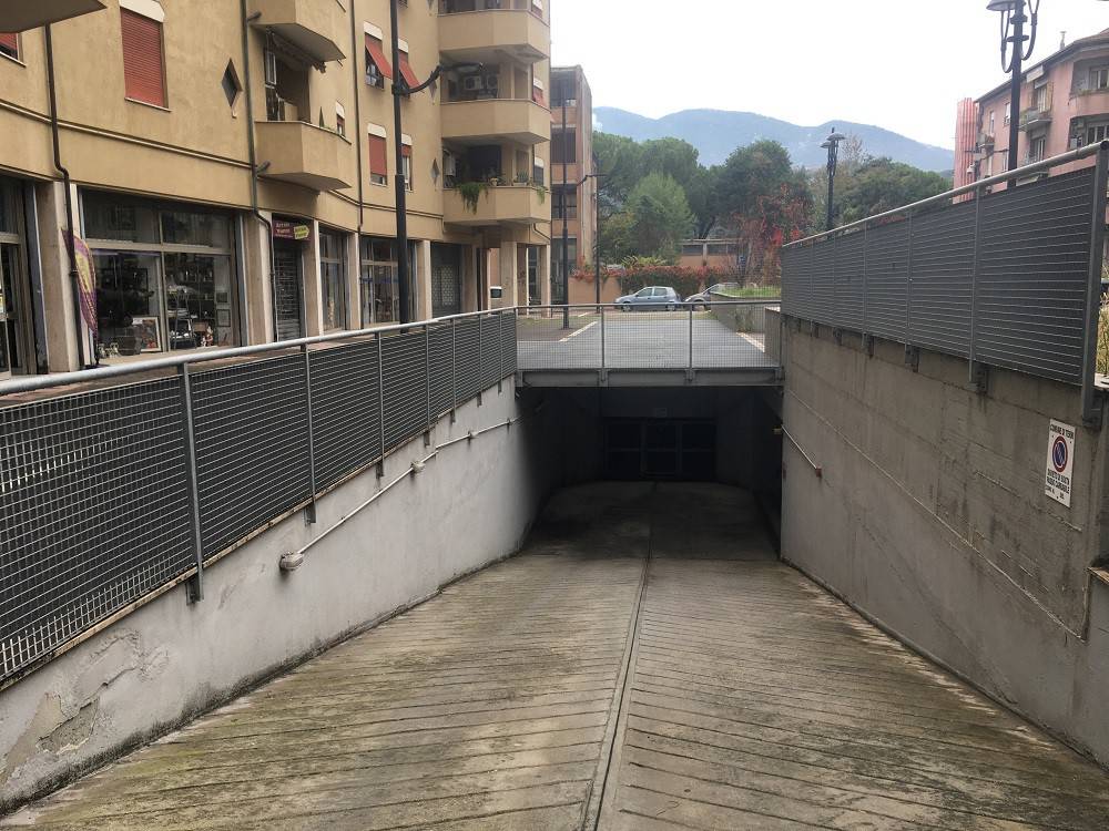 Box / garage a Terni in Piazza Enrico Fermi - Foto 2