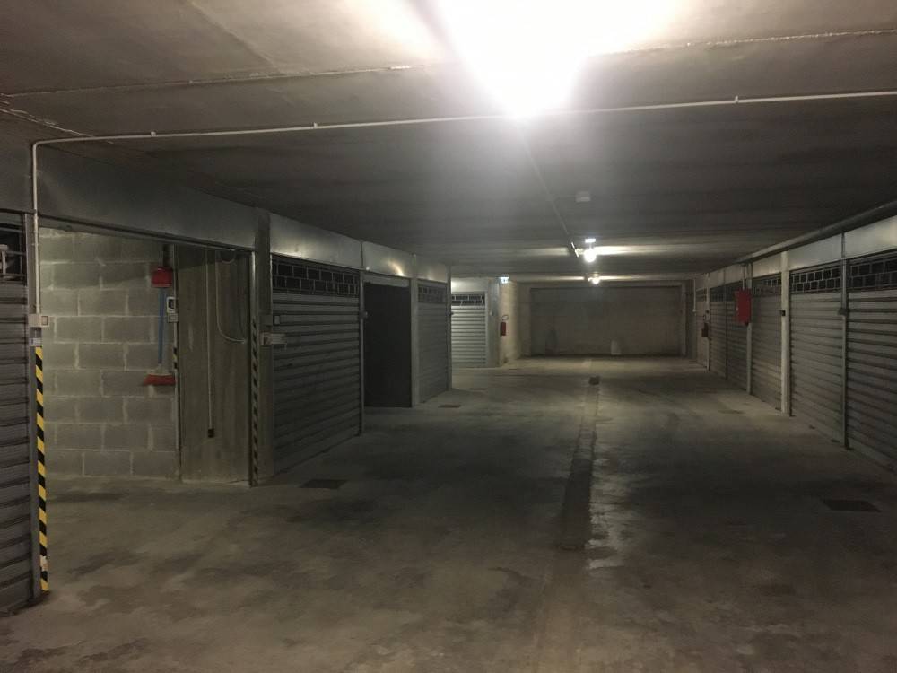 Box / garage a Terni in Piazza Enrico Fermi - Foto 4