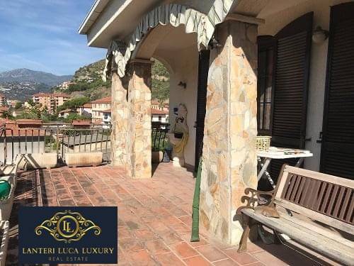 Villa a Ventimiglia in Via Nervia - Foto 4