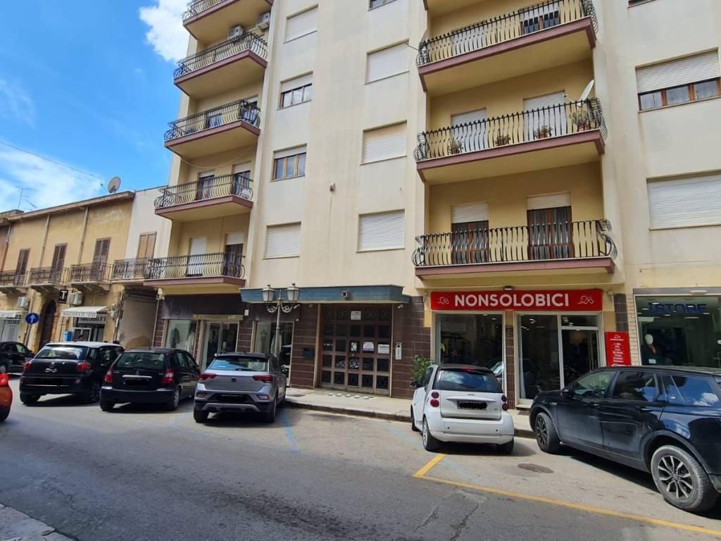 Appartamento a Castelvetrano in Via Vittorio Emanuele II - Foto 4