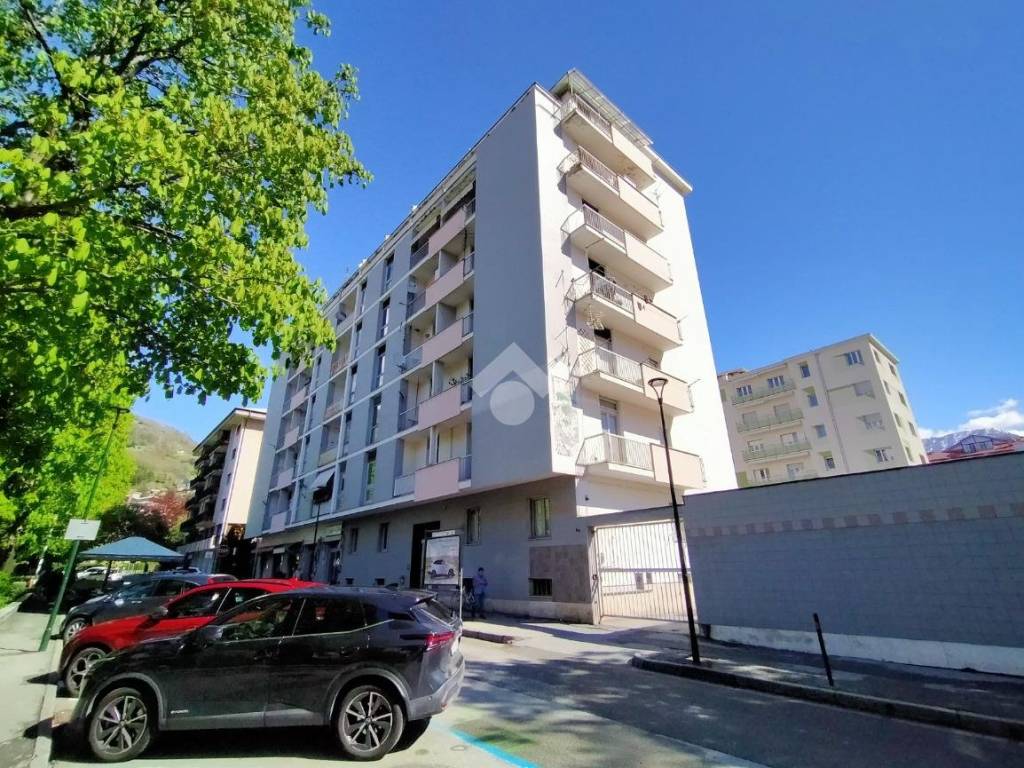 Appartamento a Aosta in Viale della Pace, 32 - Foto 2
