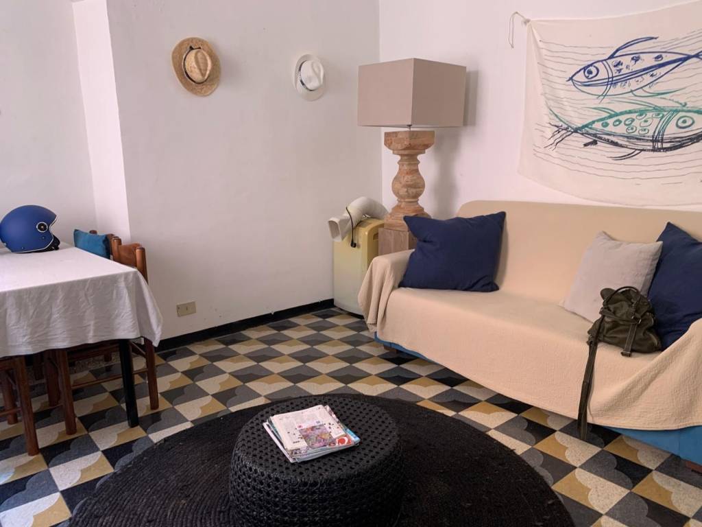 Appartamento a Finale ligure in Vico Massaferro, 9 - Foto 2