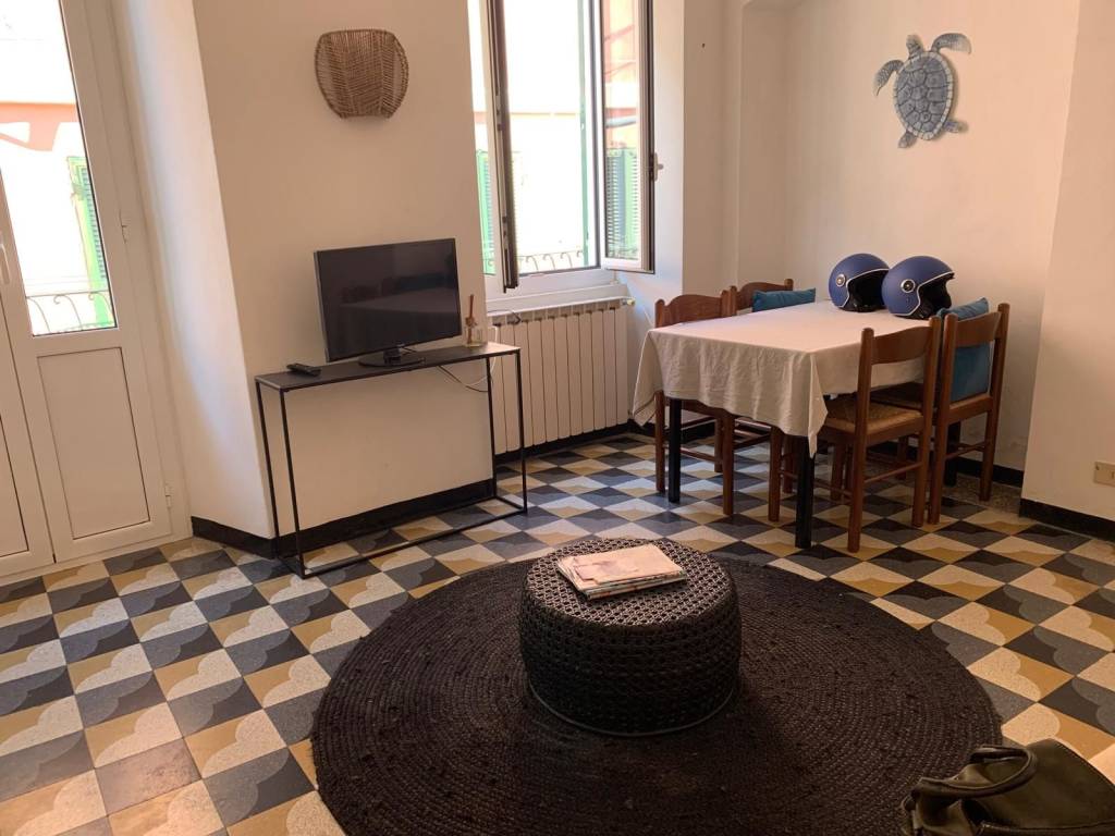 Appartamento a Finale ligure in Vico Massaferro, 9 - Foto 3