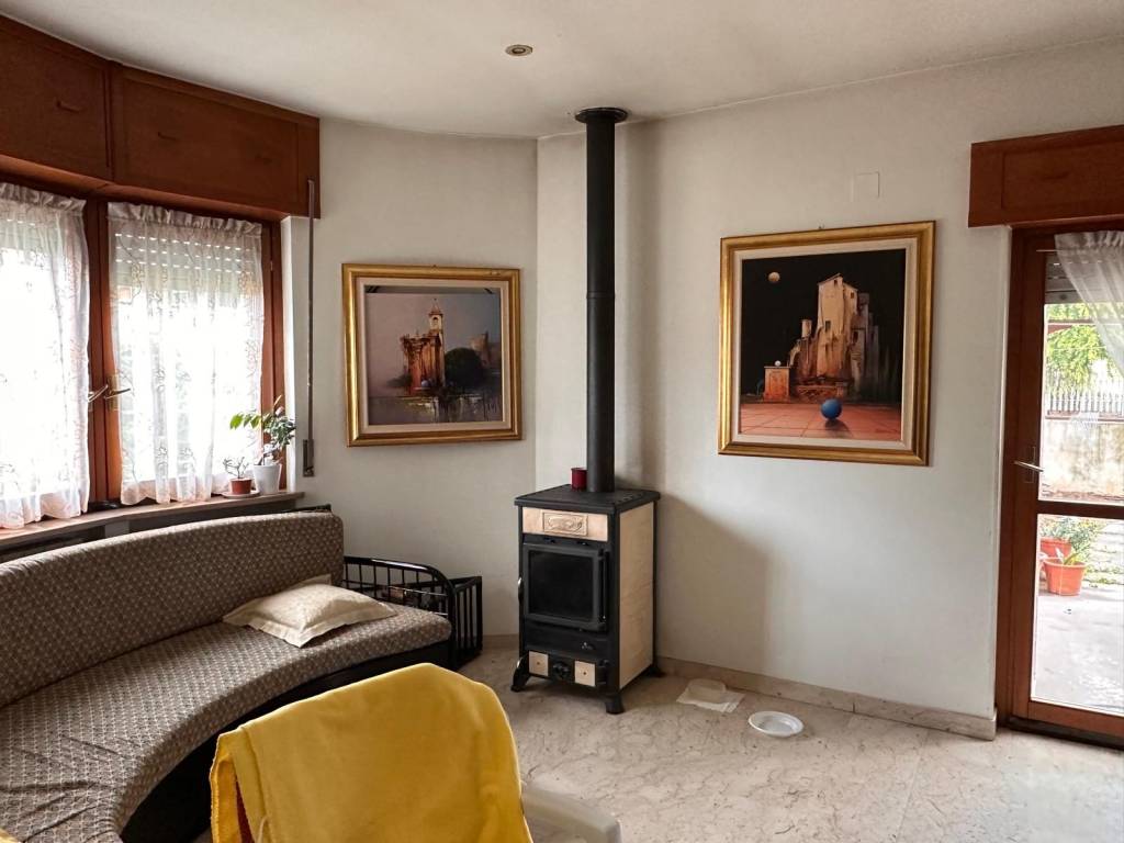 Villa a Avezzano in Via Collelongo, 8 - Foto 4