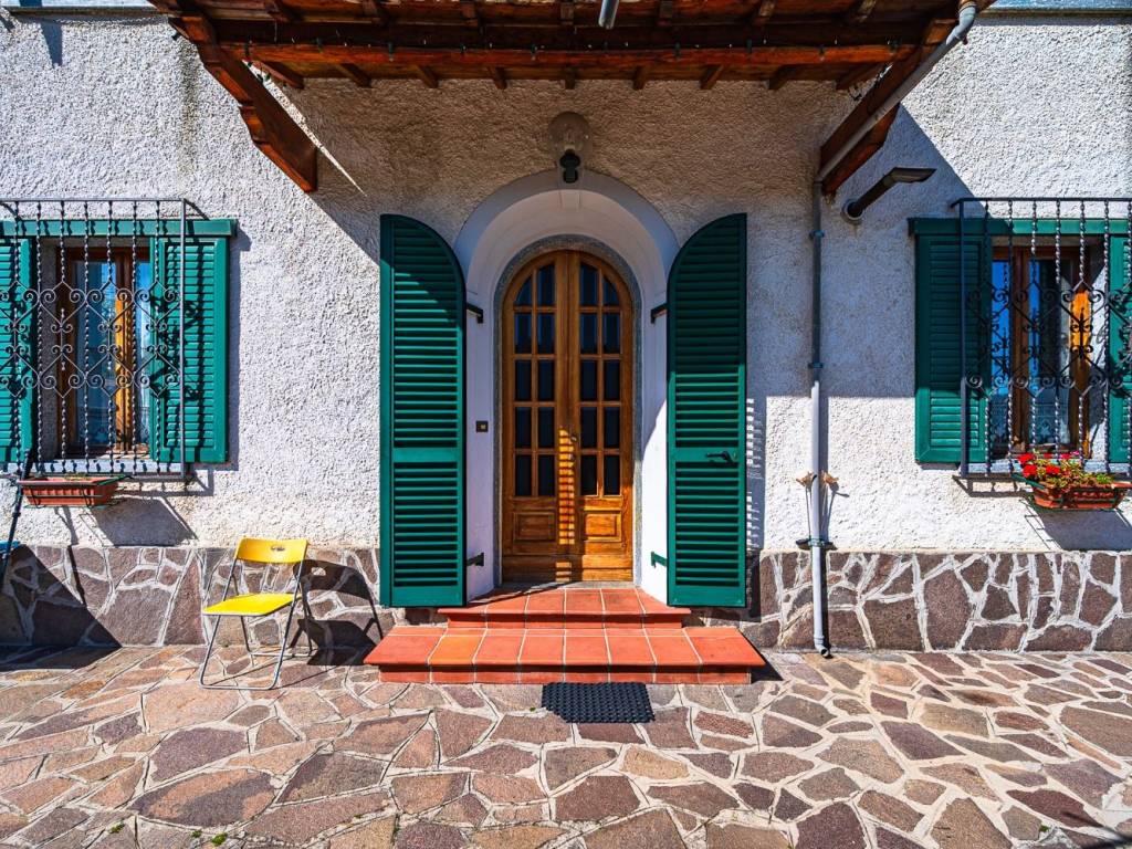 Casa indipendente a Pistoia in Via Piastre E Prunetta - Foto 2