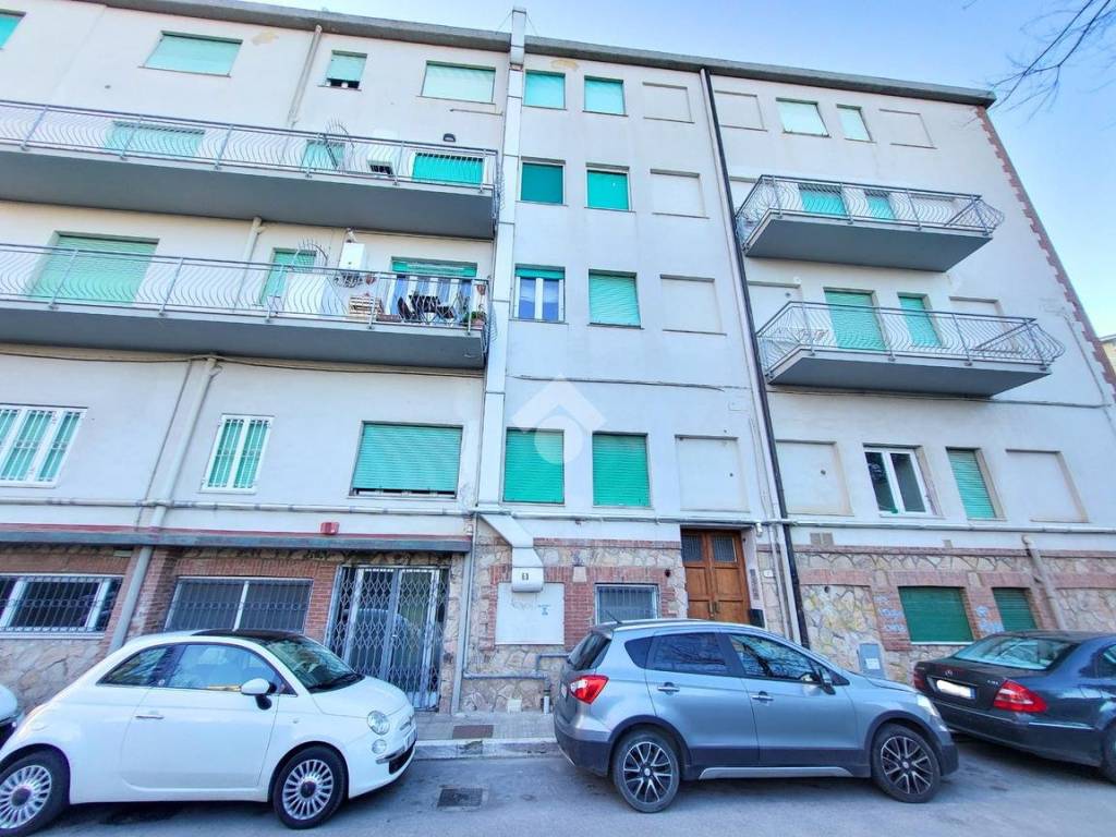 Appartamento a Follonica in Via Merloni, 7 - Foto 2
