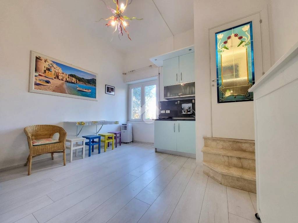Appartamento a Follonica in Via Merloni, 7 - Foto 4