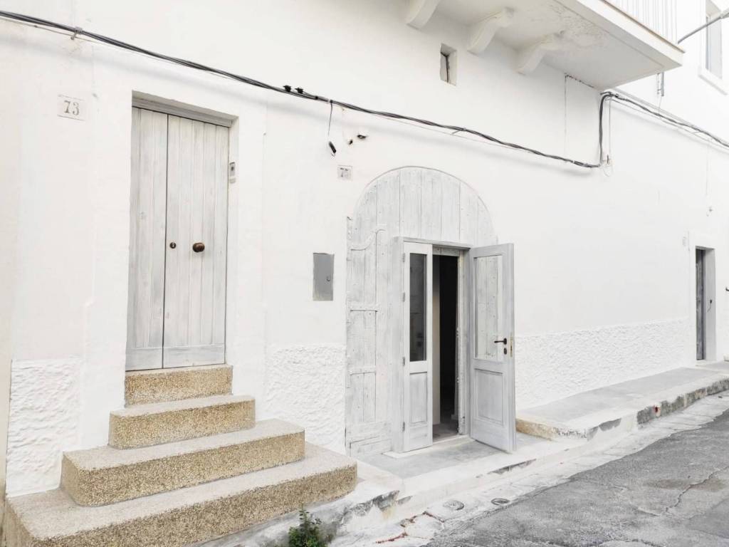 Casa indipendente a Ostuni in Via Alfonso Pomes - Foto 4