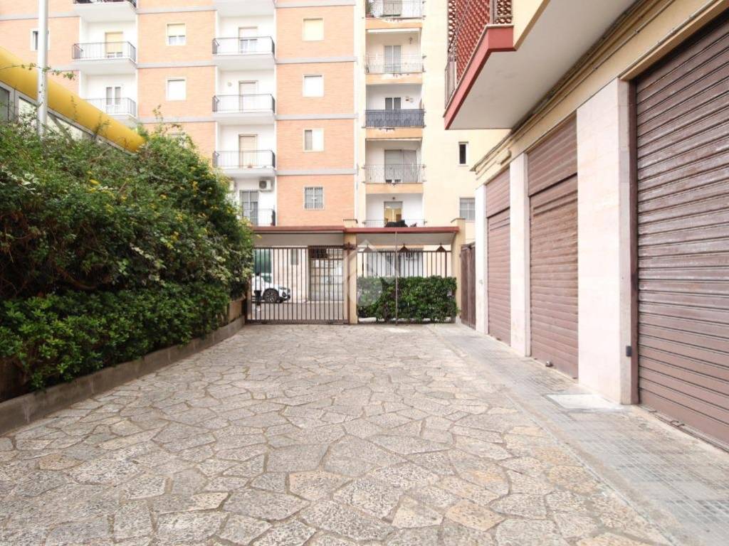 Appartamento a Brindisi in Via Fratelli Cervi, 2 - Foto 2