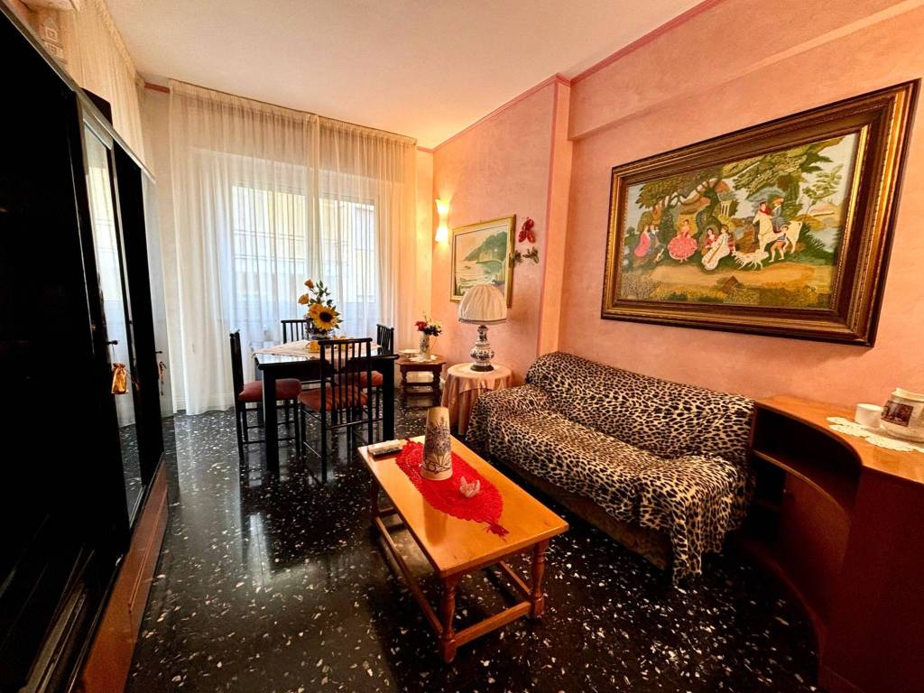 Appartamento a Albenga in Via Venezia - Foto 4