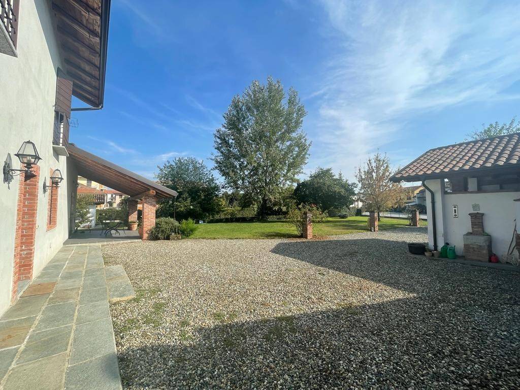 Villa a Novara in Strada Provinciale di Granozzo - Foto 3
