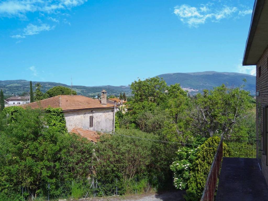 Villa a Bastia umbra in Via Mario Poletti, 68 - Foto 2