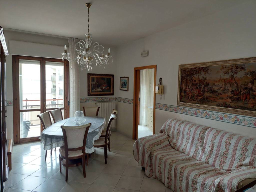 Appartamento a Trani in Via Giuseppe Alberto Pugliese, 5 - Foto 5