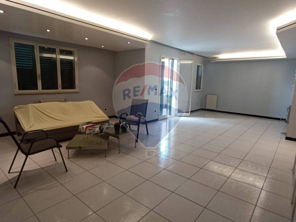 Appartamento a Comiso in DEI FAGGI, 53 - Foto 2